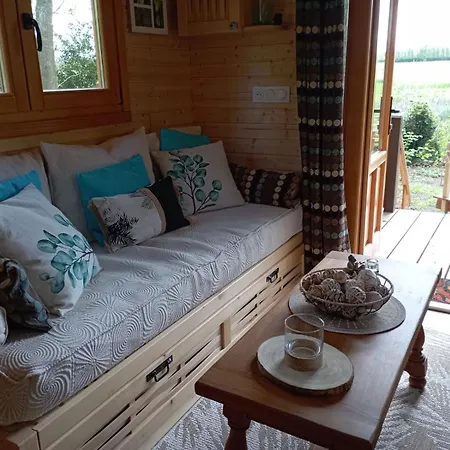 Roulotte Les Deux Geais Tatil Evi *